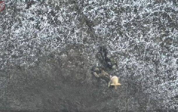 Военные показали уничтожение солдат РФ с помощью дрона