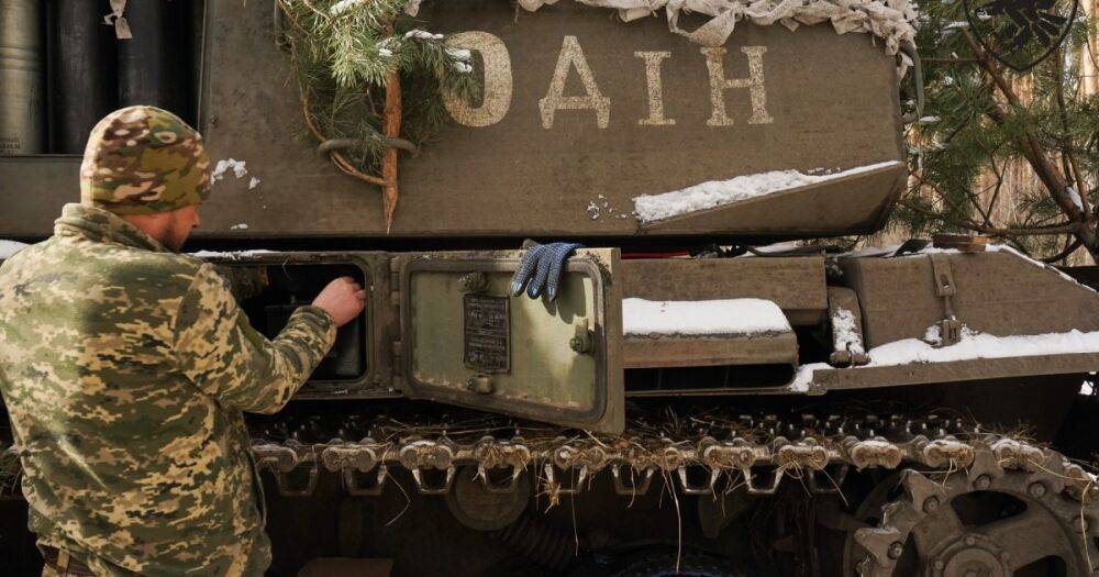 "Стала украинским "Одином": бойцы 95-й бригады показали трофейную САУ "Мста-С" (фото)