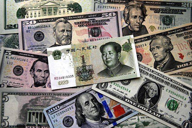Доллар и юань в среду выросли против рубля