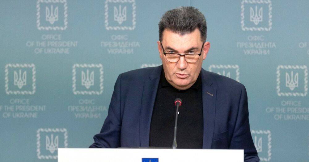 "Мы готовы": Данилов предупредил о массированном обстреле Украины к 24 февраля (видео)