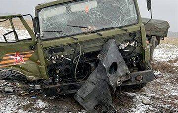 В Брянской области РФ грузовик с военными подорвался на мине