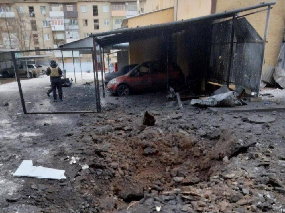 Оккупанты с утра ударили ракетами по Дружковке, повреждены две многоэтажки – ОВА