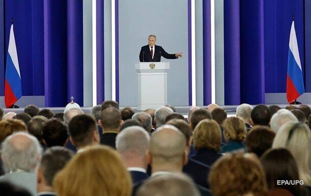 Путин назвал Украину "порабощенной" Западом