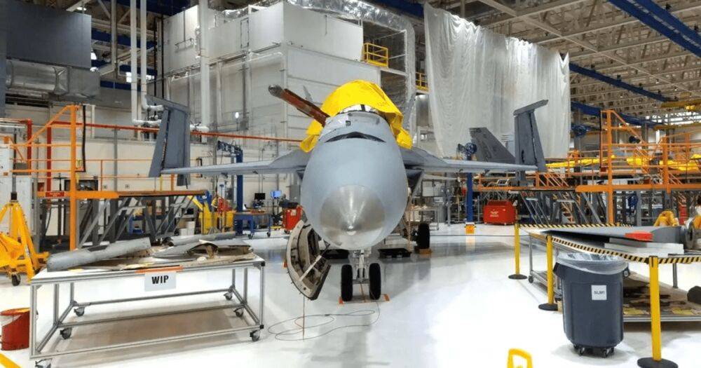 Конец эпохи: в США объявили о прекращении производства истребителей Super Hornet в 2025 году