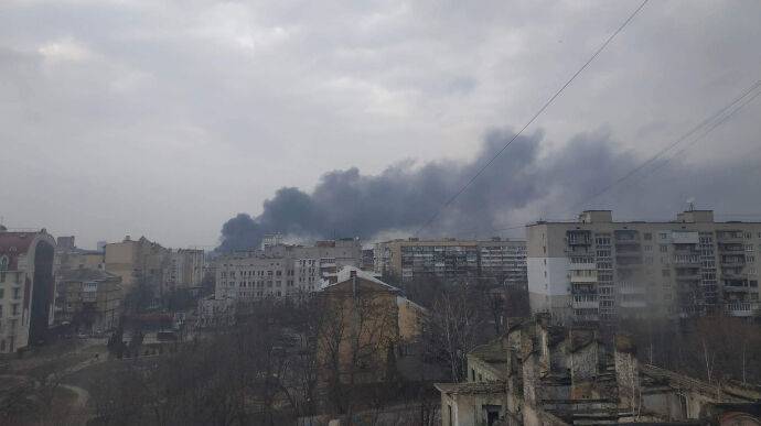 На Подоле в Киеве вспыхнул пожар