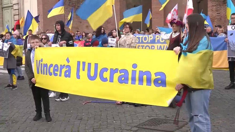 Украинцы в Италии и Испании организовали акции в годовщину вторжения РФ