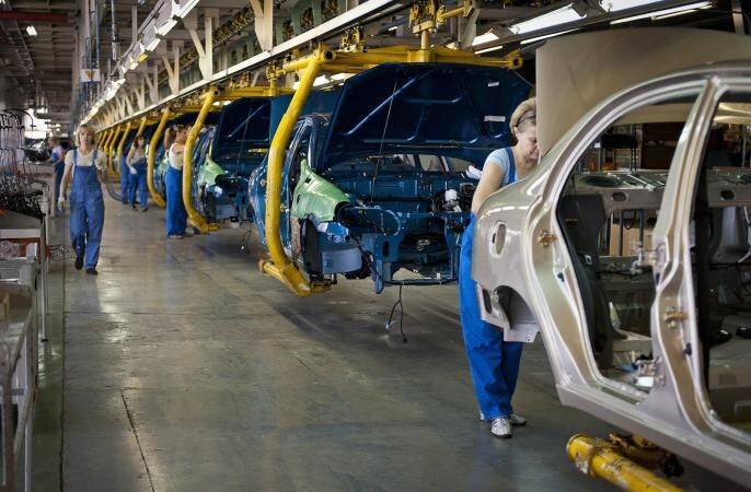 Производство авто в России упало до исторического минимума