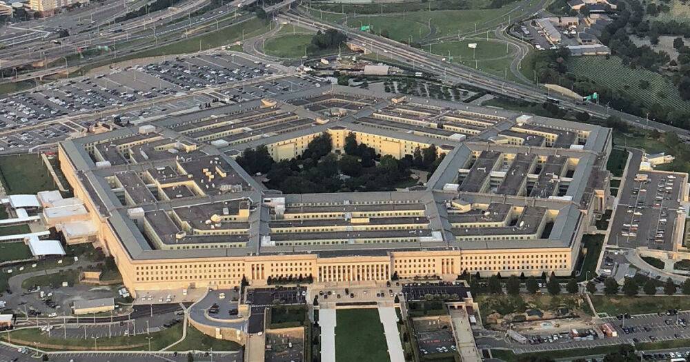 Над США заметили китайский "воздушный шар-шпион": что говорят в Пентагоне