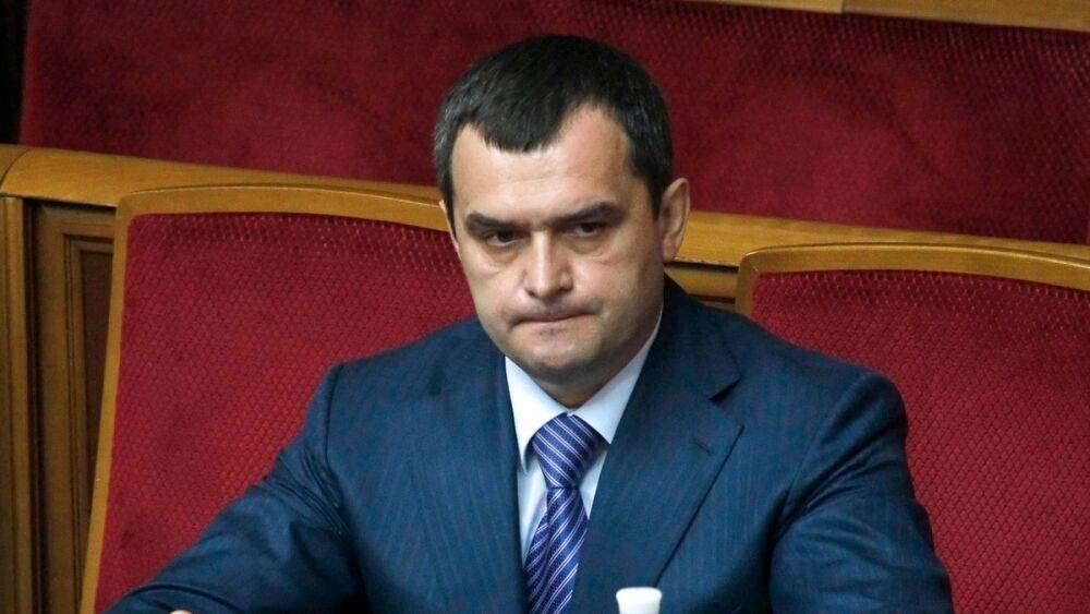 Зеленский лишил гражданства ряд министров времён Януковича