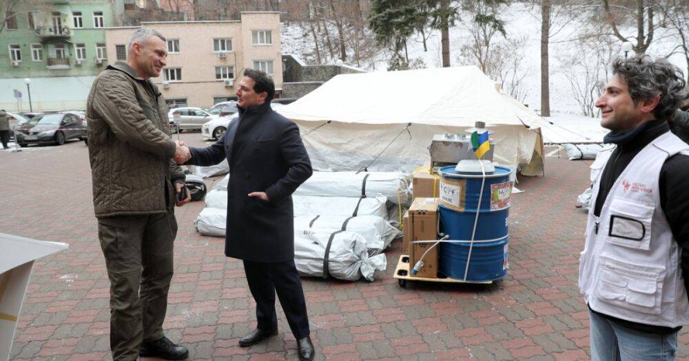 Киев получил из Италии гуманитарную помощь для обустройства пунктов обогрева, - Виталий Кличко