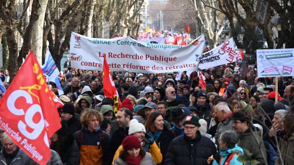 Во Франции 750 тысяч демонстрантов вышли против пенсионной реформы