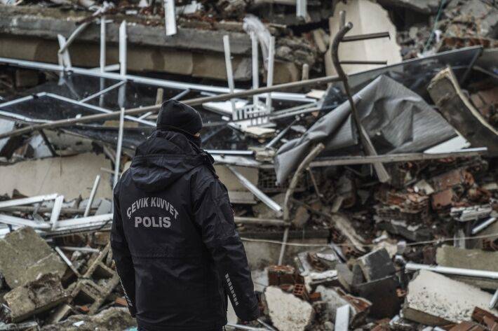 Литва направит помощь пострадавшим от землетрясения Турции и Сирии – премьер