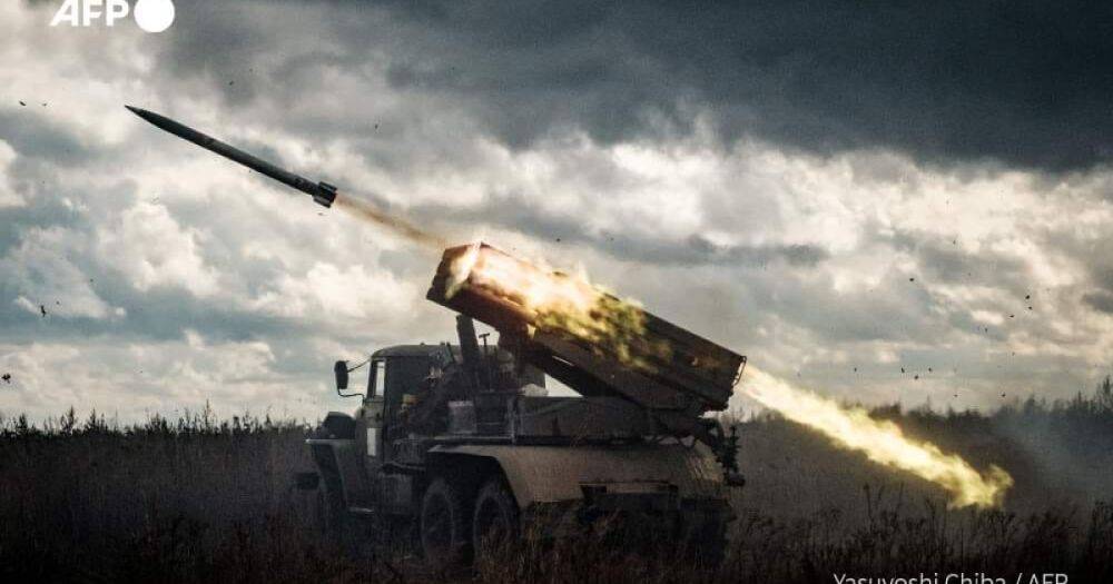 Силы обороны ликвидировали 910 российских оккупантов и 8 танков за сутки, — Генштаб