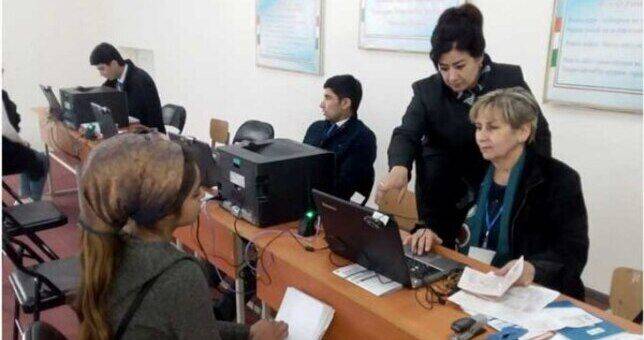 В Таджикистане начинается основной этап регистрации абитуриентов
