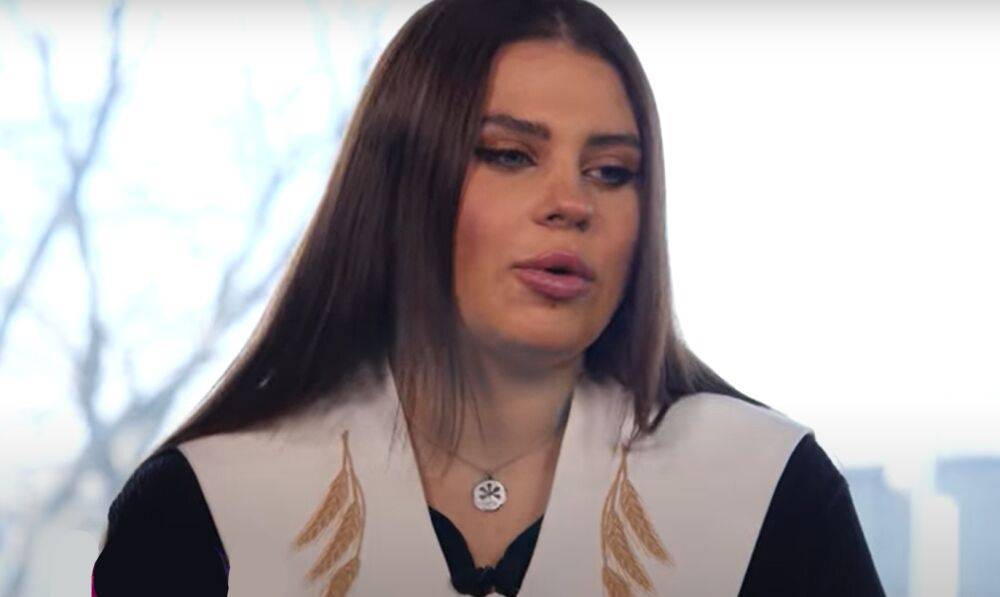 Солистка "KAZKA" Зарицкая после похудения на 35 кг снова начала поправляться: певица призналась сколько набрала