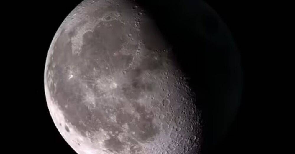 Луна постепенно увеличивает продолжительность дня Земле: почему это происходит