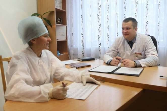 В Шклове уволили руководителя районной больницы. Он призывал равняться на Лукашенко