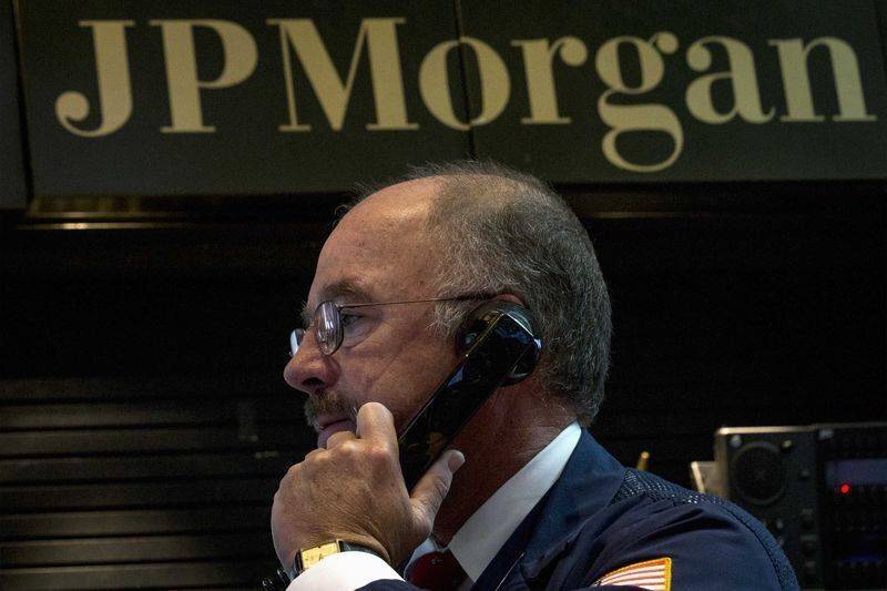 JPMorgan претендует на SVB Financial