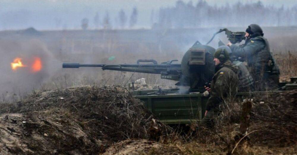 "Постоянные штурмы при поддержке БМП и танков": Гайдай о ситуации в Луганской области