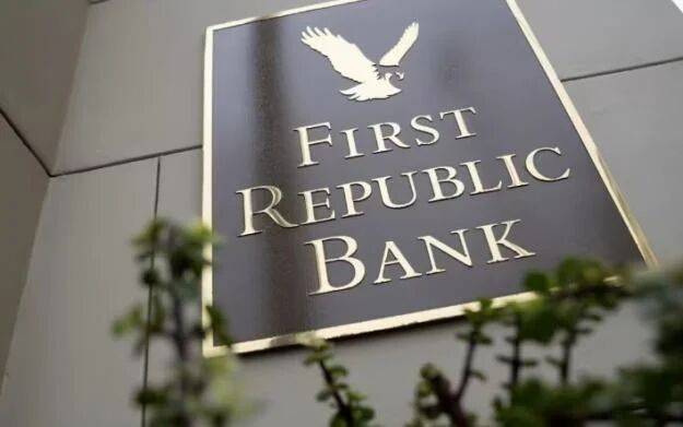 Акции американского First Republic Bank рухнули на 78% за день