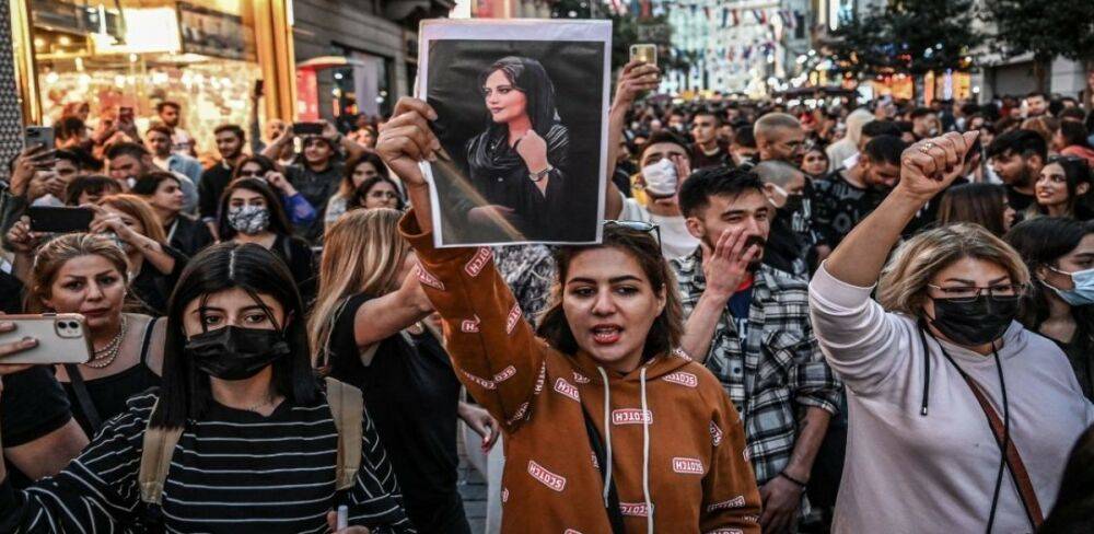 В Иране помиловали 22 000 участников акций протеста