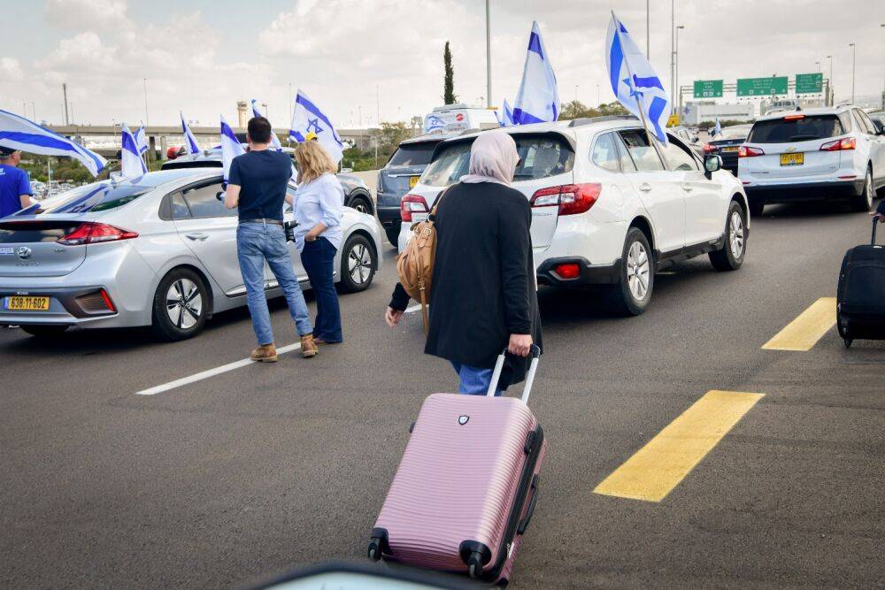 Демонстранты блокируют завтра «Бен-Гурион». Полиция: «Не допустим перекрытия дорог вокруг аэропорта»