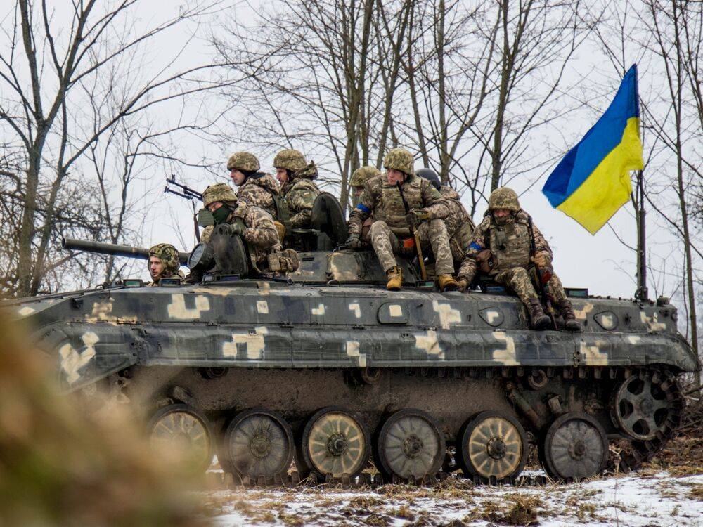 Россия держит группировку войск возле границ Украины для проведения демонстративных действий – Генштаб ВСУ