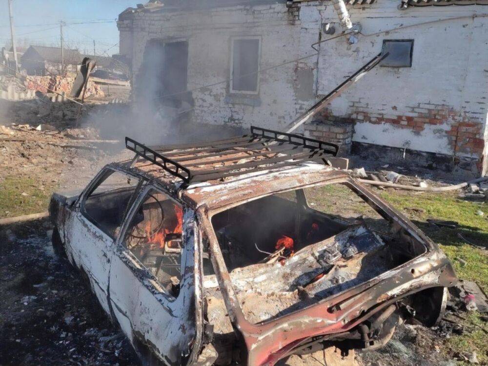 Оккупанты атаковали три громады Днепропетровской области, разбиты газопроводы и авто, есть разрушения – ОВА