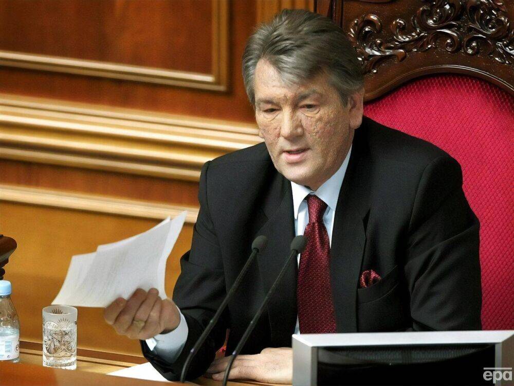 Член ПАСЕ Зингерис: День освобождения Аушвица. Ющенко с глубокими впадинами от яда. Идет путинская делегация. И вдруг бельгийская королева сказала: "Посмотрите, что он с ним сделал". Что Путин сделал