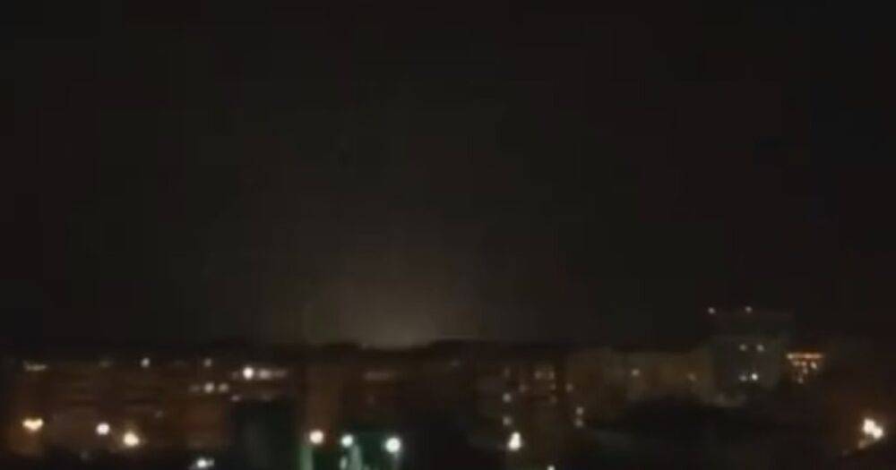 Взрывы в Белгороде: жители сообщают о падении осколков, власти говорят о работе ПВО (фото, видео)