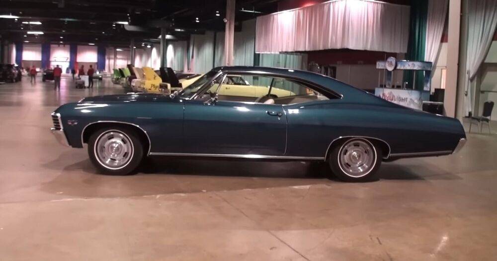 Культовое американское авто 46 лет простояло запакованным в целлофан (фото, видео)