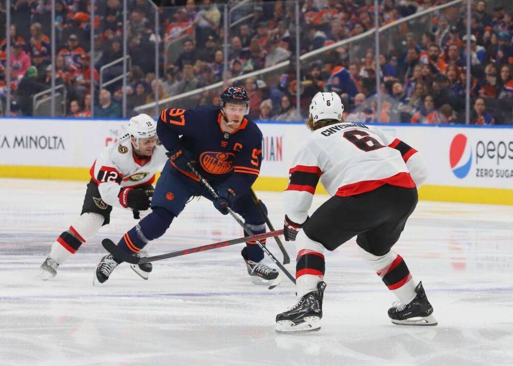 Нападающий Эдмонтона Макдэвид стал новым лидером по числу набранных очков за сезон среди действующих игроков НХЛ