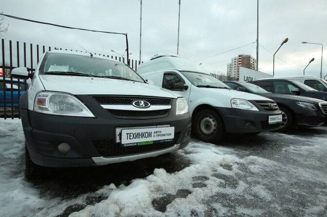 Рынок автомобилей с пробегом в России растет второй месяц подряд
