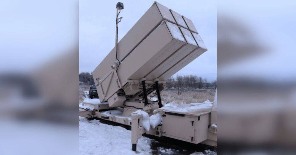 Уже в Украине: в ВСУ показали первые кадры ЗРК NASAMS, переданные Норвегией (фото)