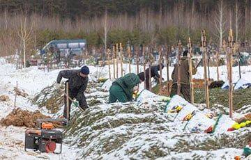В России обнаружили новое огромное кладбище ЧВК «Вагнера»