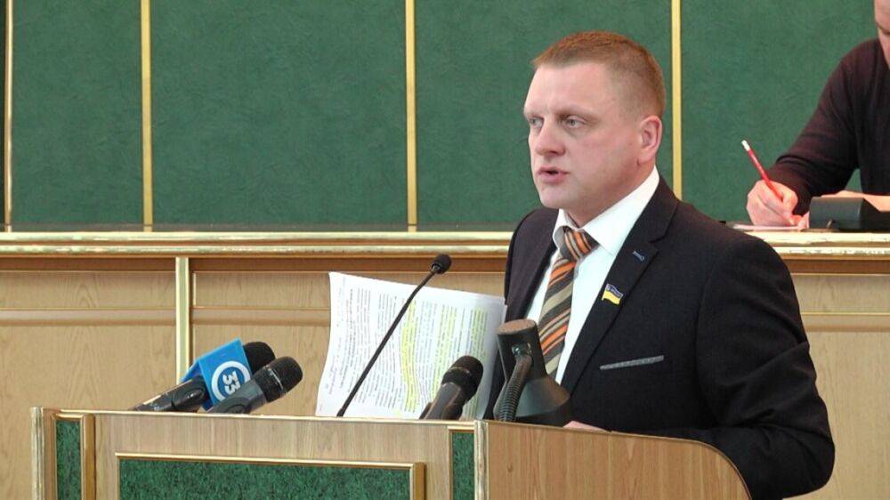 Обвиняемому экс-депутату Хмельницкого облсовета снова продлили обязанности