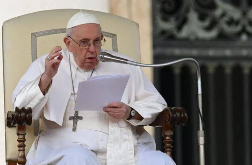 Папу Франциска обвинили в «разрушении» католической церкви