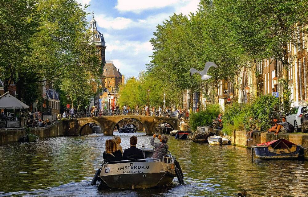 Идея выходного дня: едем в Амстердам и парк цветов Кёкенхоф