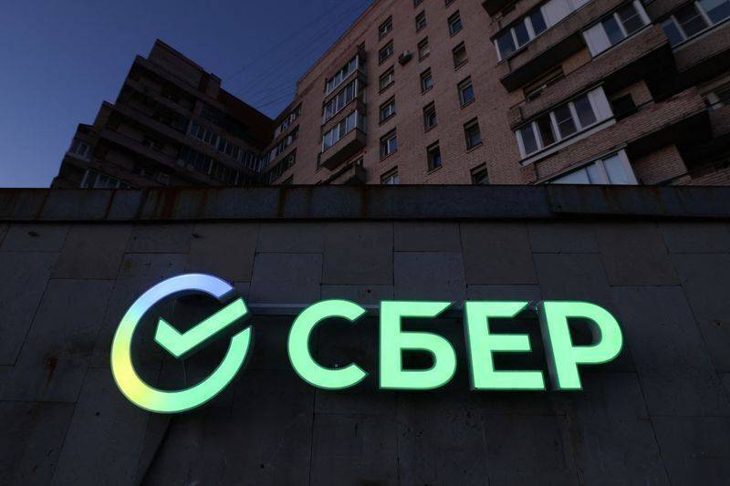 Сбербанк запустил в Крыму эквайринг для магазинов и кредиты для компаний