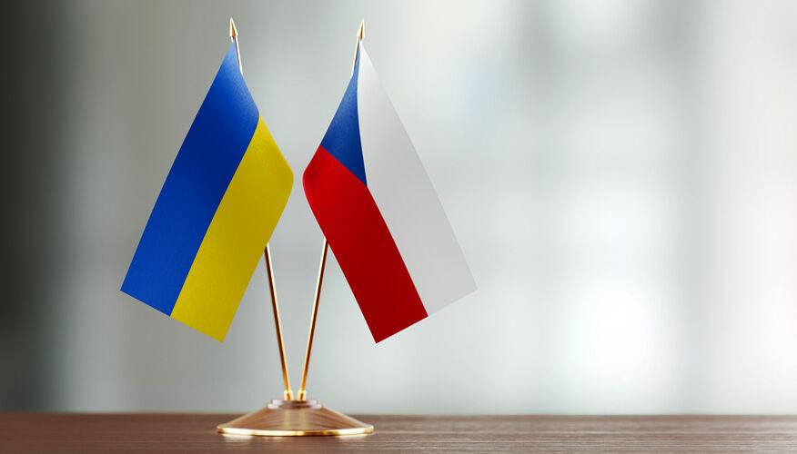 МИД Чехии планирует смягчить визовые правила для граждан Украины