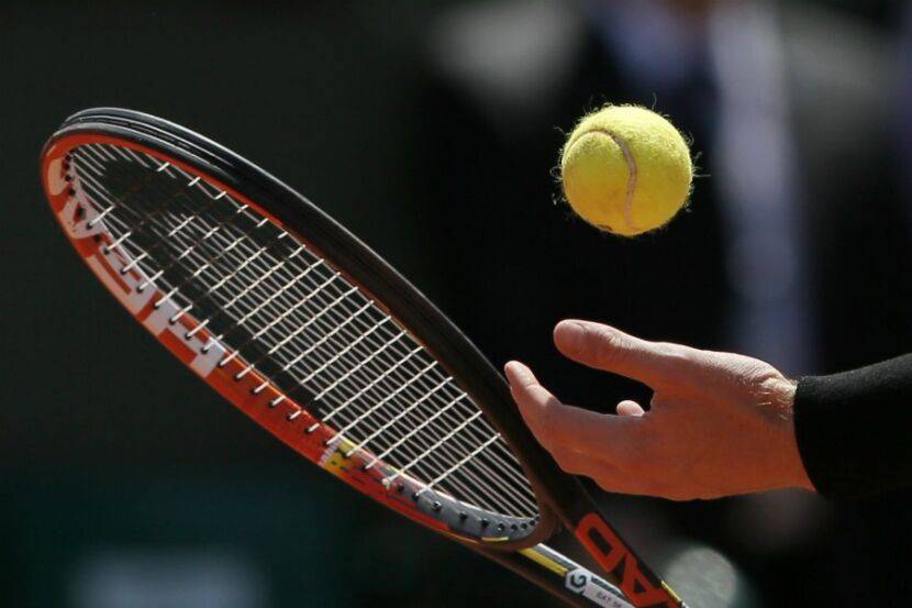 Федерация тенниса Украины выступила с просьбой не запрещать украинским игрокам играть с россиянами