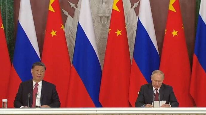 Путин заявил, что хочет взять за основу "мирный план" Китая относительно войны в Украине