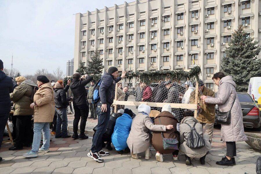 Волонтеры Одессы: что за акция была перед зданием ОВА | Новости Одессы