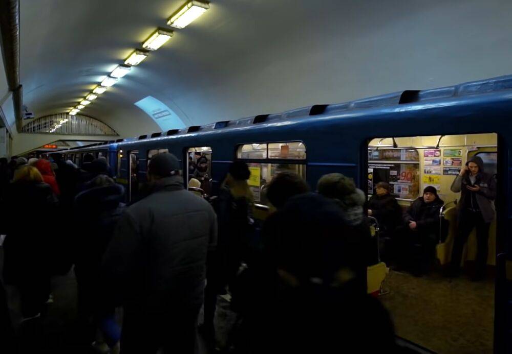 Метро и наземный транспорт будут работать по-новому: киевлян предупредили о переменах
