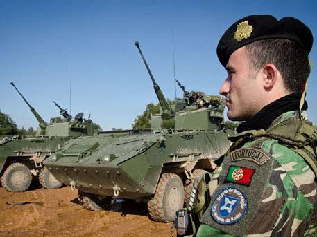 В Литву прибыло около 150 военных ротационного контингента Португалии