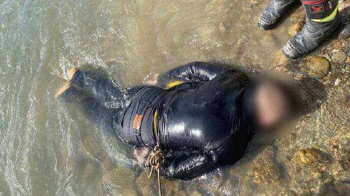 На Закарпатье утонул 23-летний нарушитель границы