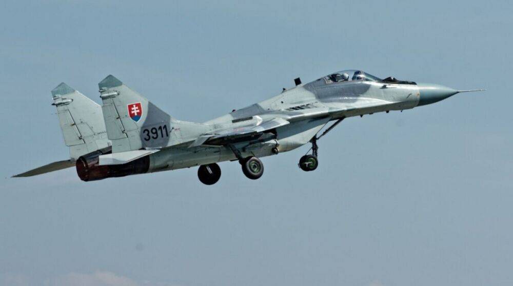 Словакия передала Украине первую партию истребителей МиГ-29