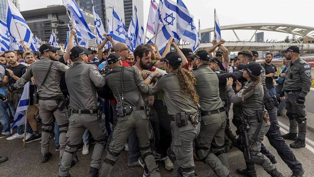Обещание Нетаньяху "устранить раскол в нации" не убедило протестное движение