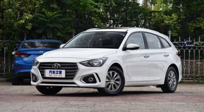 В России стартовали продажи Hyundai Celesta за 2,39 млн рублей