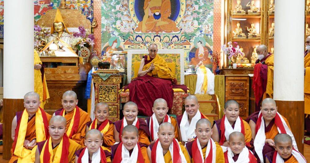 Далай-лама назвал монгольского мальчика реинкарнацией духовного лидера и вызвал гнев Китая